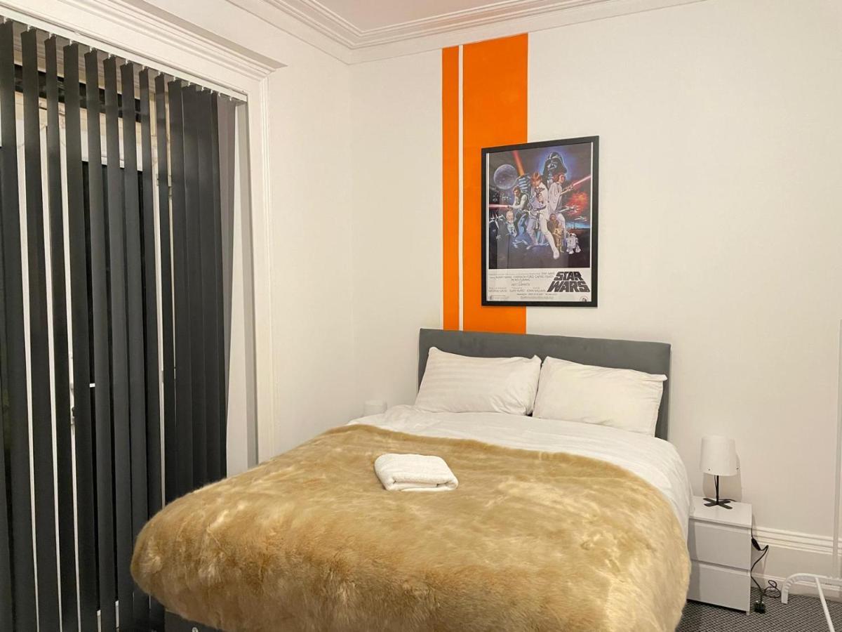 فندق St Peter'S Shared House برمنغهام المظهر الخارجي الصورة