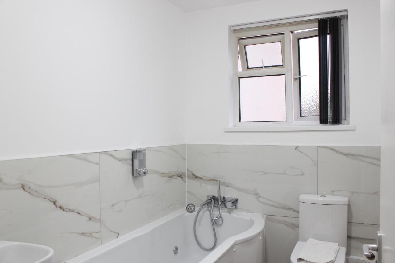 فندق St Peter'S Shared House برمنغهام المظهر الخارجي الصورة